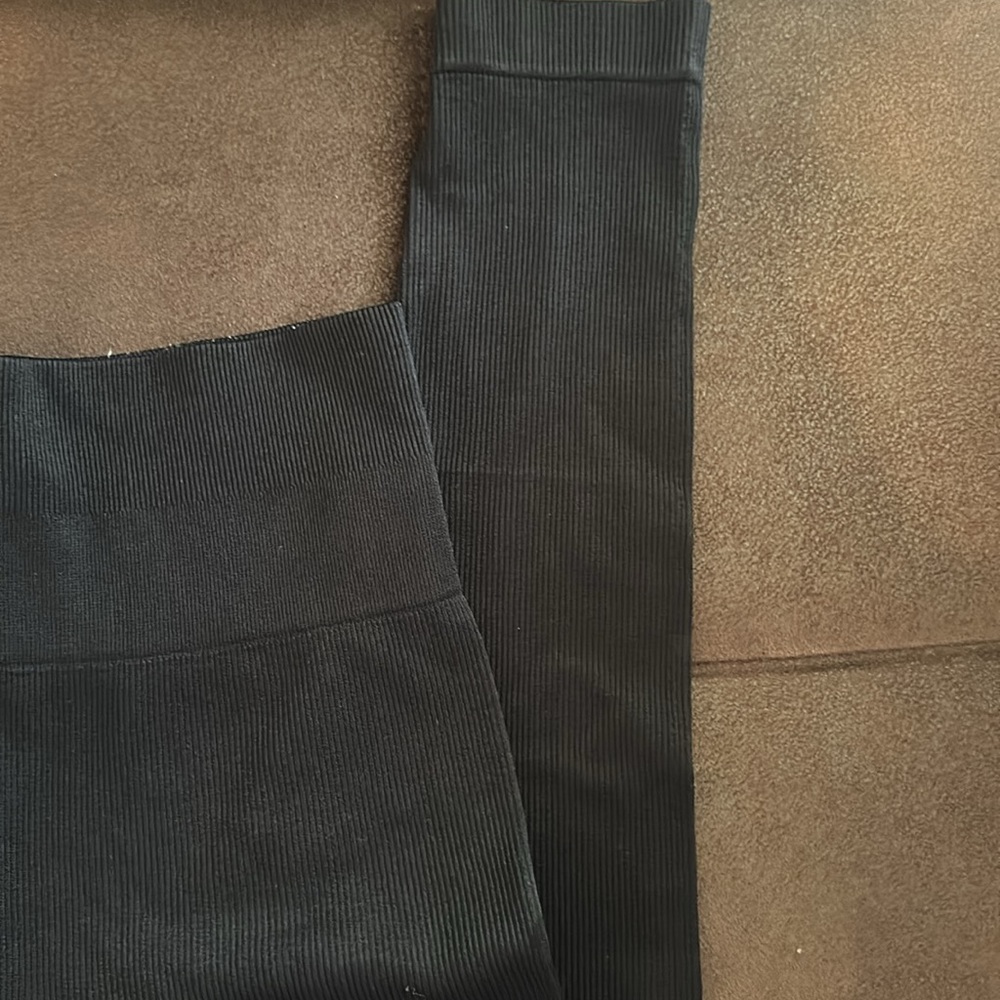 Textured leggings - Picture 3 of 5
